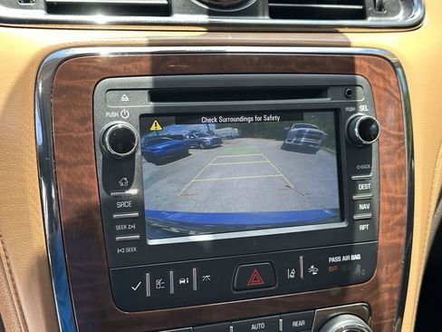Used 2017 Buick Enclave Leather FWD image 33