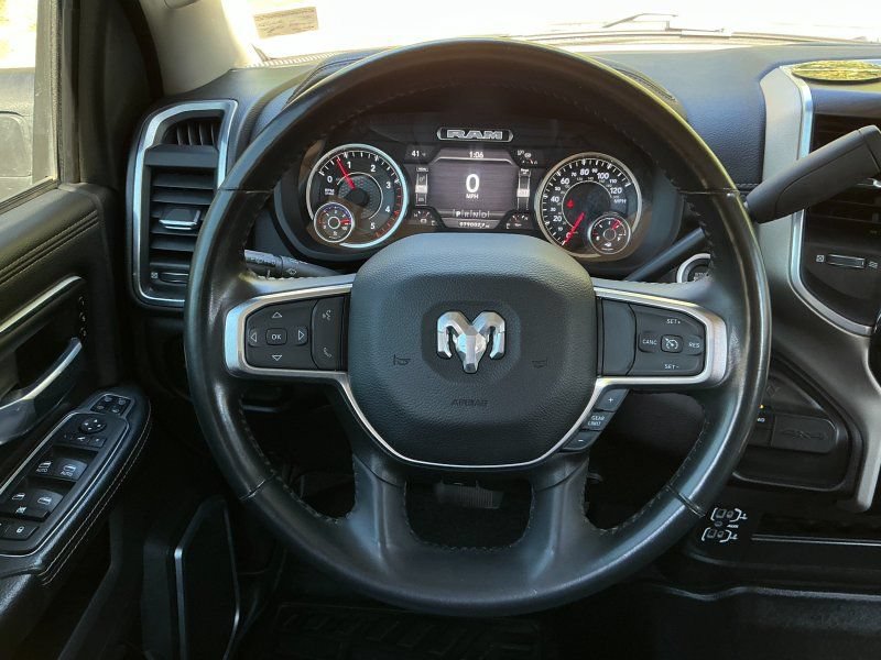 Used 2024 RAM 2500 Laramie AWD/4WD image 16