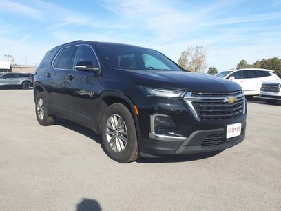 Used 2022 Chevrolet Traverse LT