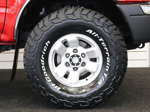 Used 2000 Toyota Tacoma 4x4 Regular Cab image 54
