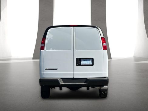 New 2026 Chevrolet Express 2500 w/ Communications Package RWD image 5