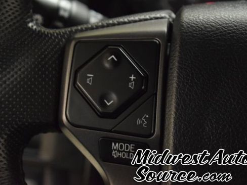 Used 2019 Toyota Tacoma SR5 image 14