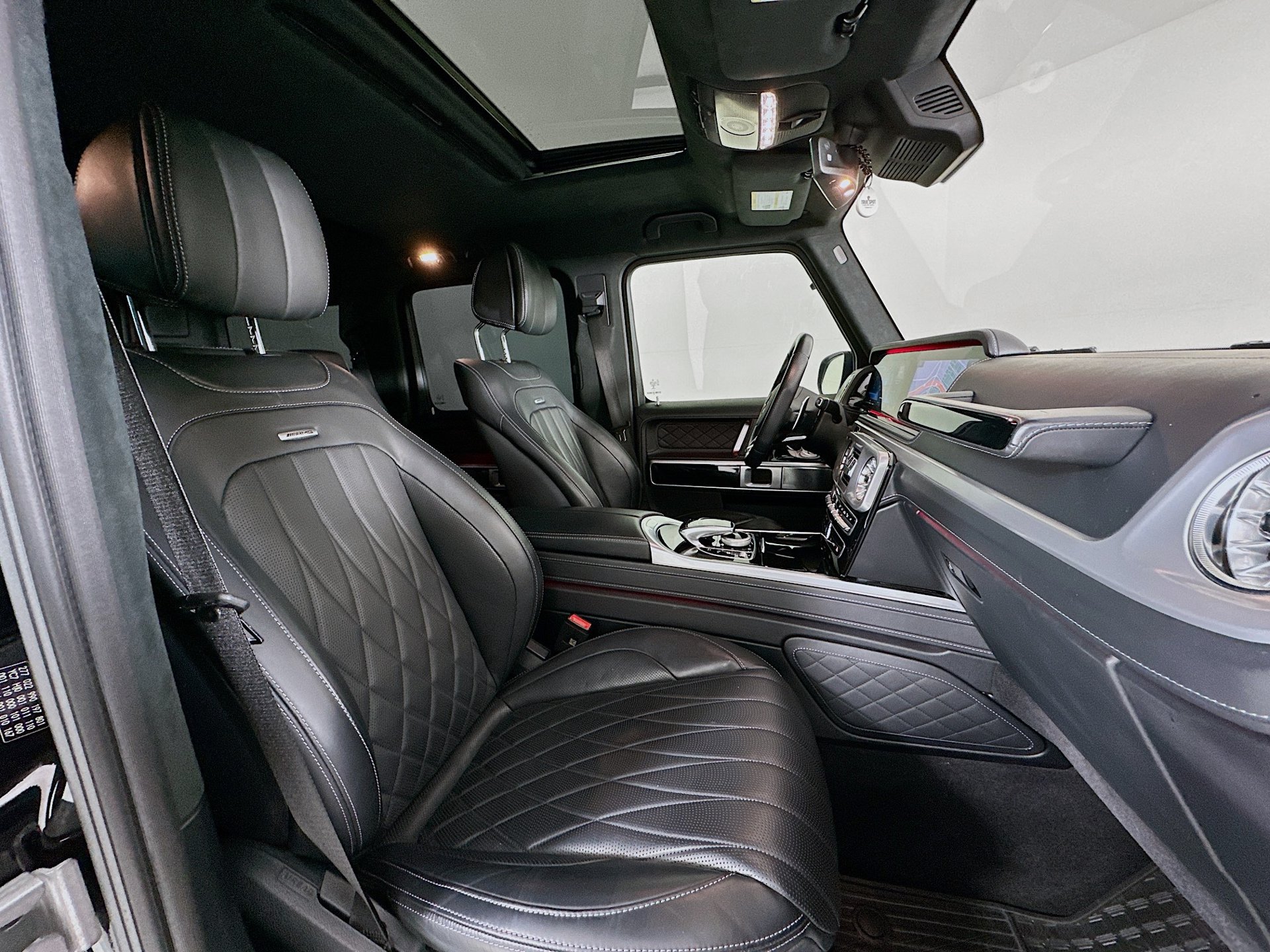 Certified 2022 Mercedes-Benz G 63 AMG 4MATIC image 31