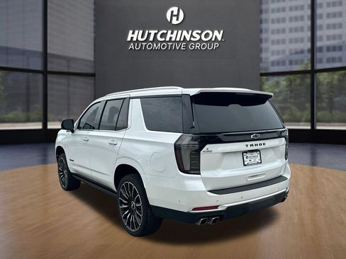 Used 2025 Chevrolet Tahoe High Country AWD/4WD image 5