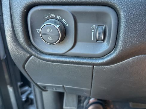 Used 2024 RAM 2500 Big Horn image 13