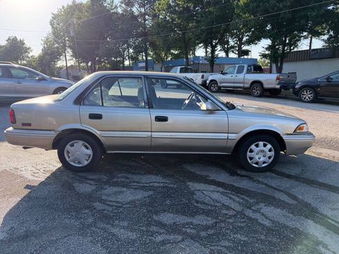 Used 1992 Toyota Corolla LE FWD image 4