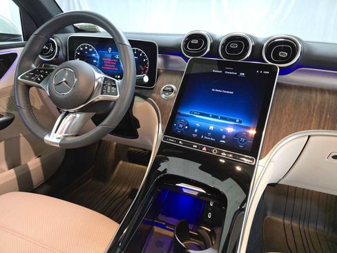 Certified 2026 Mercedes-Benz GLC 300 4MATIC image 11