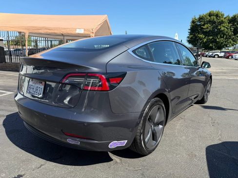 Used 2018 Tesla Model 3 Long Range RWD image 18