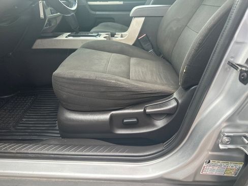 Used 2010 Ford Escape XLT image 18