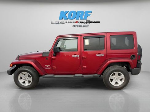 Used 2012 Jeep Wrangler Unlimited Sahara w/ Dual Top Group image 8