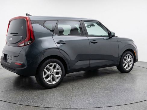 Used 2025 Kia Soul LX w/ LX Technology Package image 9