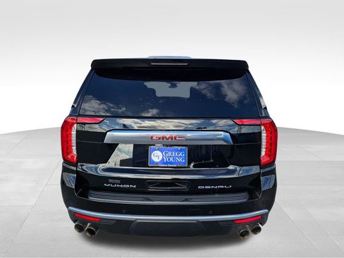 Used 2021 GMC Yukon Denali w/ Denali Ultimate Package image 8