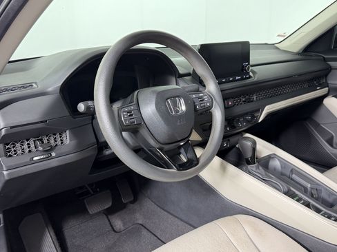 Used 2025 Honda Accord LX image 3