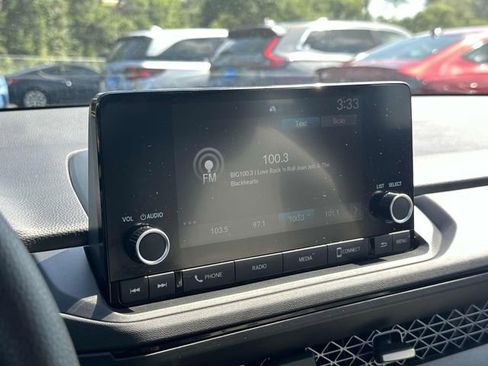 Used 2025 Honda Accord SE image 17