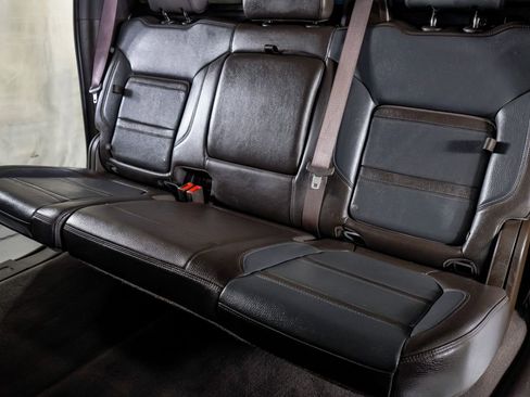 Used 2022 GMC Sierra 2500 Denali w/ Denali Ultimate Package image 32