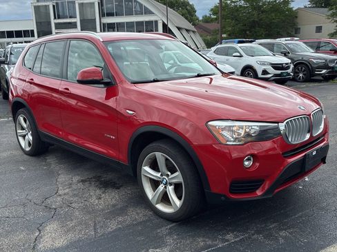 Used 2017 BMW X3 xDrive28i AWD/4WD image 3