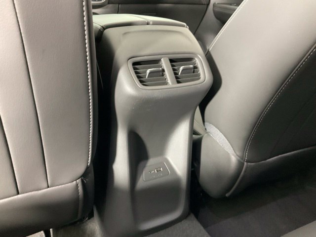 Used 2024 Buick Envision Preferred AWD/4WD image 24
