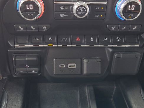 Used 2020 GMC Sierra 1500 AT4 w/ AT4 Premium Package image 19