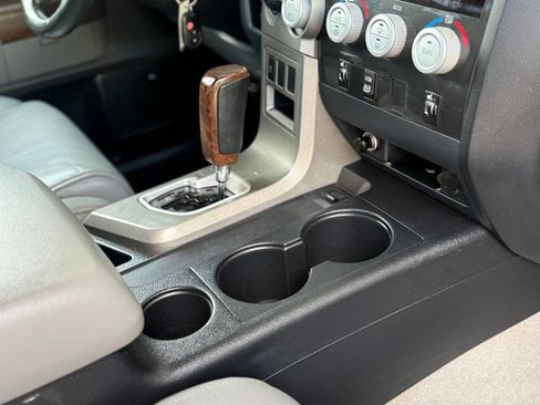 Used 2010 Toyota Tundra Limited image 57