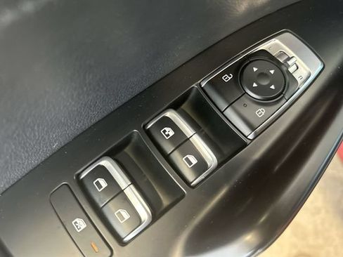 Used 2021 Kia K5 LXS FWD image 17