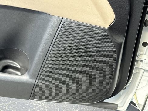 Certified 2024 Nissan Armada SL w/ Captain's Chairs Package image 33