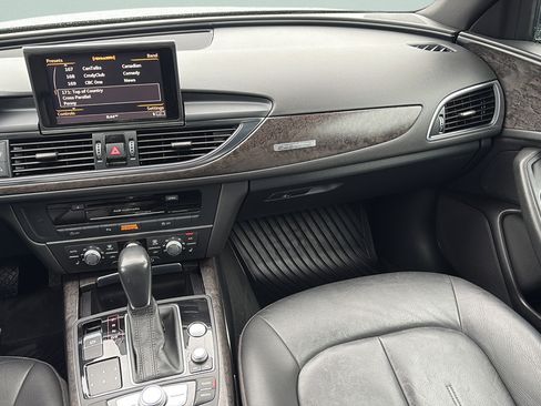 Used 2018 Audi A6 3.0T Sport AWD/4WD image 13
