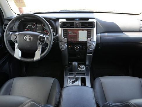 Used 2020 Toyota 4Runner SR5 Premium AWD/4WD image 19