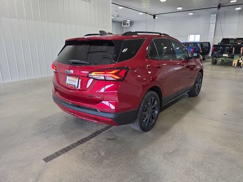 Used 2024 Chevrolet Equinox RS w/ RS Leather Package AWD/4WD image 8