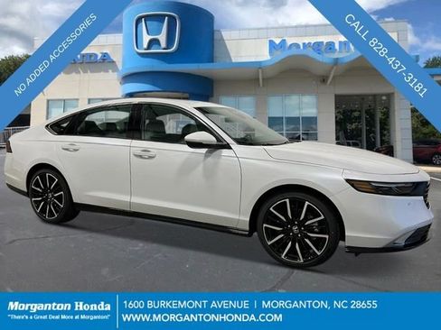 New 2025 Honda Accord Touring image 9