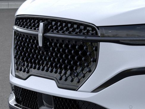 New 2026 Lincoln Nautilus Reserve AWD/4WD image 17