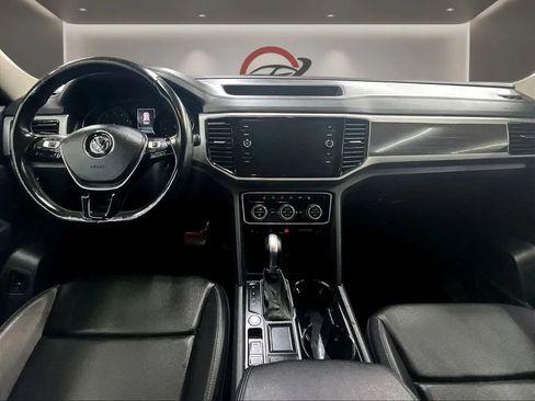 Used 2018 Volkswagen Atlas SEL FWD image 9