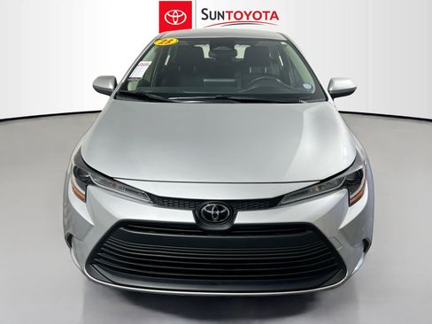 Used 2023 Toyota Corolla LE FWD image 10