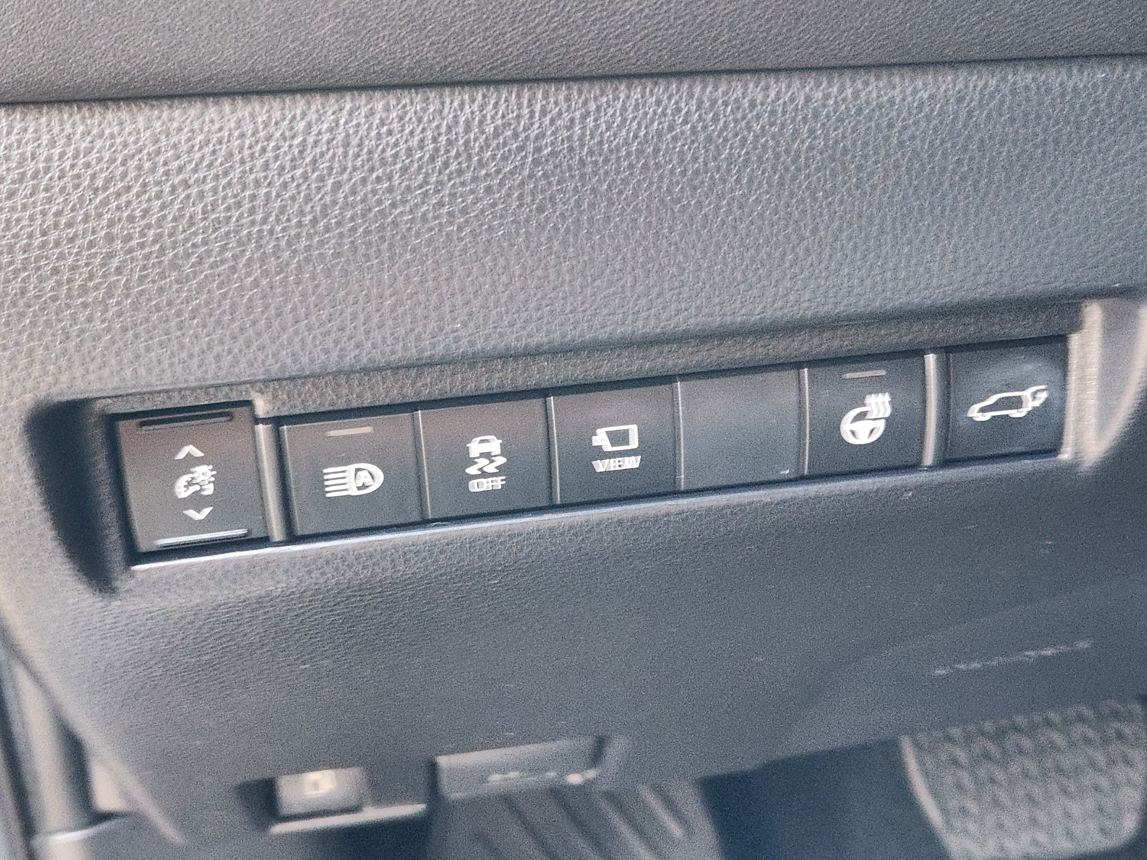 Certified 2023 Toyota Venza Limited AWD/4WD image 26