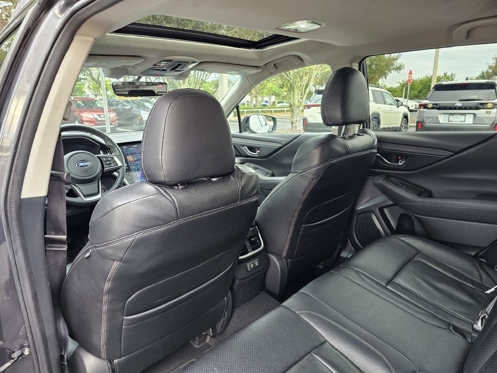 Used 2022 Subaru Outback Premium AWD/4WD image 17