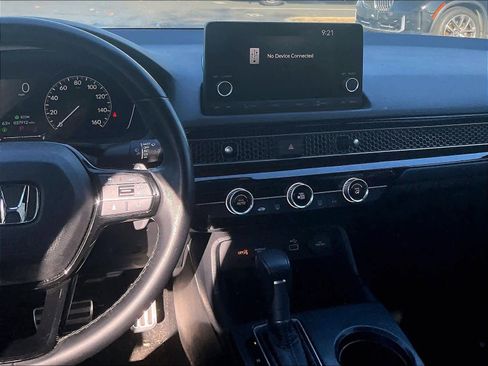 Used 2024 Honda Civic Sport image 9