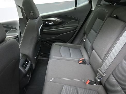 Used 2023 GMC Terrain SLE w/ Driver Convenience Package image 22
