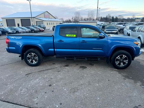 Used 2016 Toyota Tacoma SR5 image 4