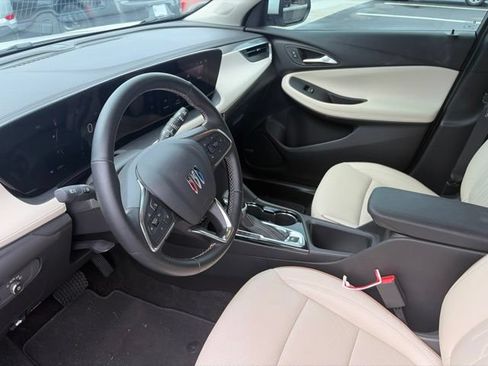 Used 2026 Buick Encore GX Avenir w/ Avenir Technology Package FWD image 8