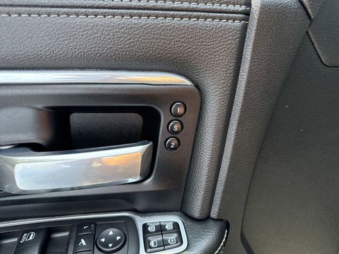 Used 2024 RAM 2500 Laramie image 13