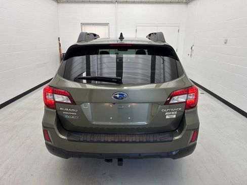 Used 2017 Subaru Outback 2.5i Limited AWD/4WD image 5