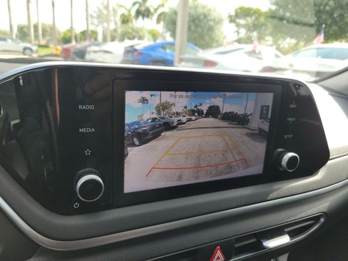 Used 2023 Hyundai Sonata SE FWD image 29