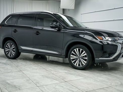Used 2019 Mitsubishi Outlander SEL image 9