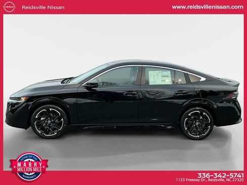 New 2026 Nissan Sentra SR image 3