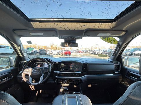 Certified 2022 GMC Sierra 1500 SLT w/ SLT Premium Plus Package image 24