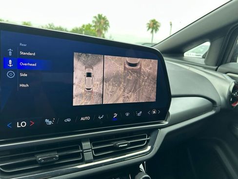 Used 2025 Chevrolet Equinox EV RS FWD image 26