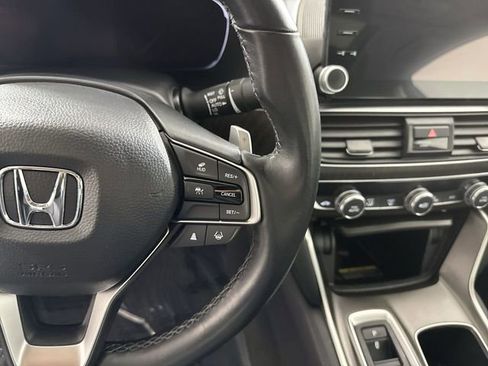 Used 2021 Honda Accord Touring image 14