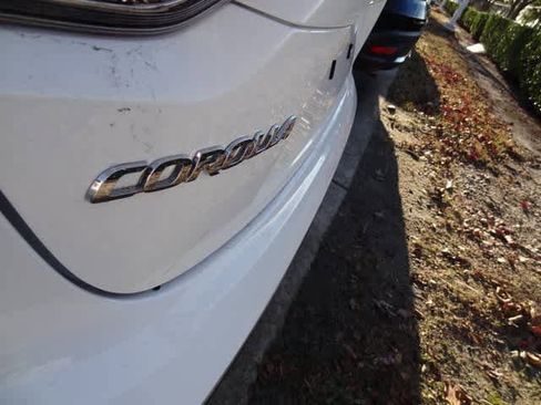 Used 2023 Toyota Corolla LE image 20