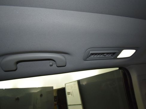 Used 2019 Subaru Ascent Limited image 32