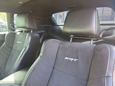 Used 2015 Dodge Challenger SRT Hellcat RWD image 20