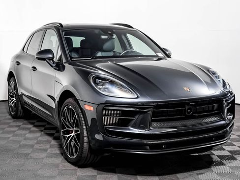 Certified 2023 Porsche Macan S AWD/4WD image 8